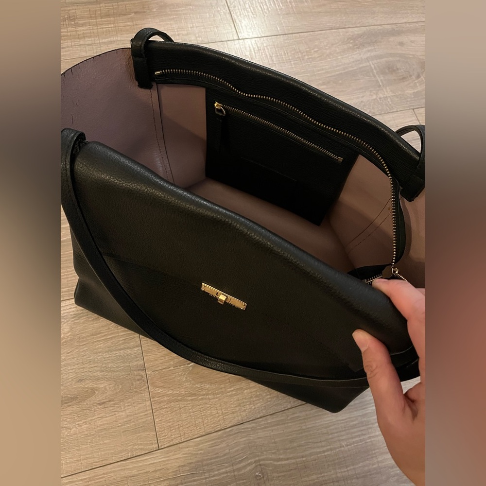 Marc Jacobs Purse - Picture 2 of 4